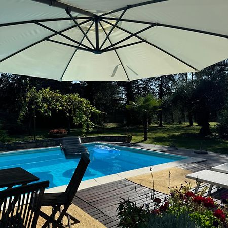 Apartment In Villa La Carruba リヴェルガーロ エクステリア 写真