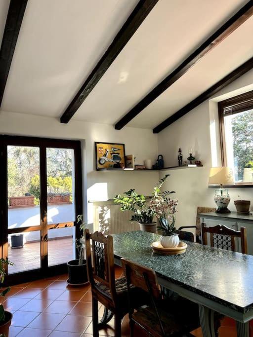 Apartment In Villa La Carruba リヴェルガーロ エクステリア 写真