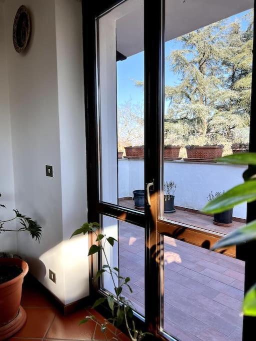 Apartment In Villa La Carruba リヴェルガーロ エクステリア 写真